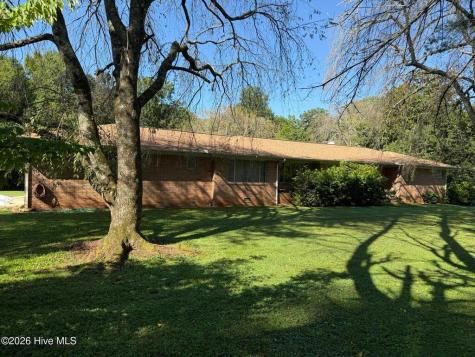 16 Hemlock Way Andrews NC 28901