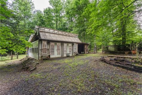 714 Pope Cove Trail Hayesville NC 28904