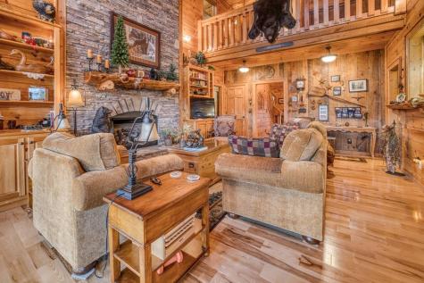 671 Stover Knob Trail Cherry Log GA 30513
