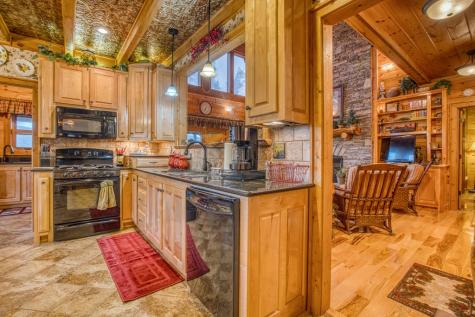 671 Stover Knob Trail Cherry Log GA 30513