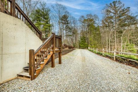 671 Stover Knob Trail Cherry Log GA 30513