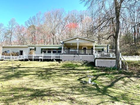 153 Rocking Chair Trail Hayesville NC 28904