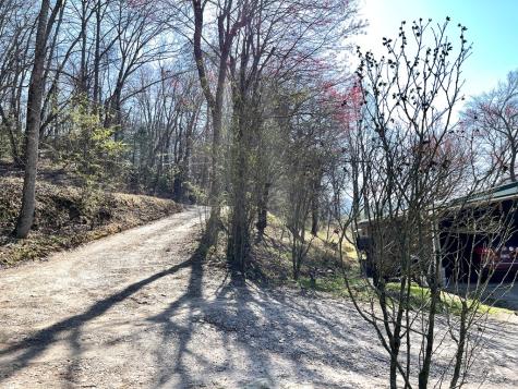 153 Rocking Chair Trail Hayesville NC 28904