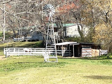 153 Rocking Chair Trail Hayesville NC 28904