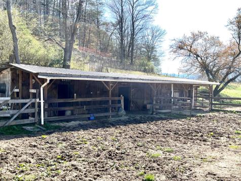 153 Rocking Chair Trail Hayesville NC 28904