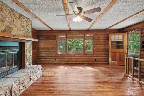 3477 Salem Road Mineral Bluff GA 30559