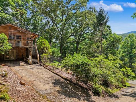 3477 Salem Road Mineral Bluff GA 30559
