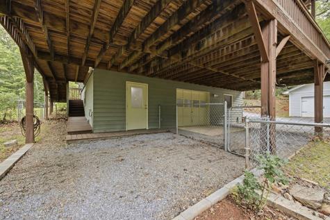 220 Penland Indian Trail Hayesville NC 28904
