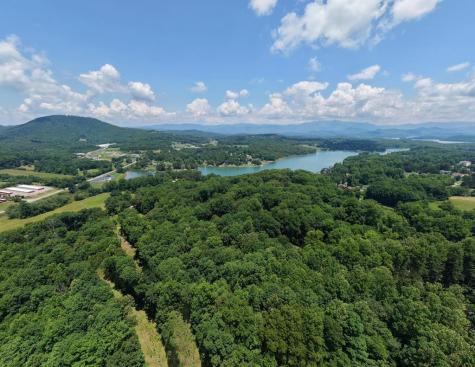 14 B Breezewood Village Hiawassee GA 30546