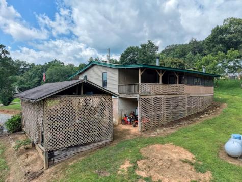 389 Nelson Circle Blairsville GA 30512