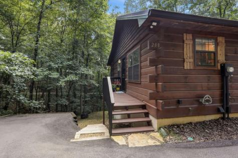 288 Ridgecrest Circle Ellijay GA 30540