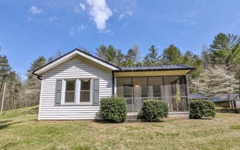 6086 Chatsworth Highway Ellijay GA 30540