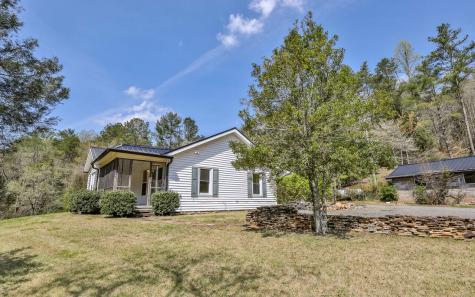 6086 Chatsworth Highway Ellijay GA 30540