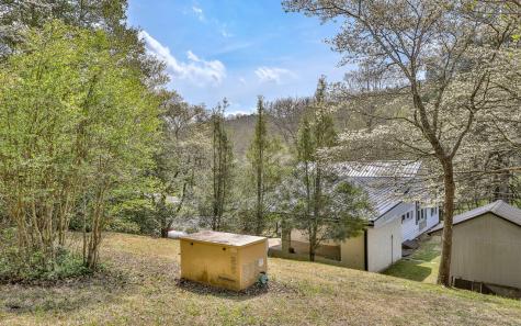 6086 Chatsworth Highway Ellijay GA 30540