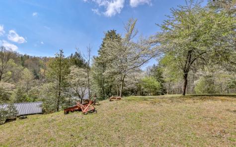 6086 Chatsworth Highway Ellijay GA 30540