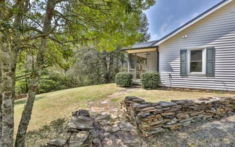 6086 Chatsworth Highway Ellijay GA 30540