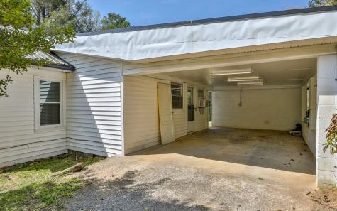 6086 Chatsworth Highway Ellijay GA 30540