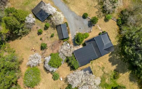 6086 Chatsworth Highway Ellijay GA 30540