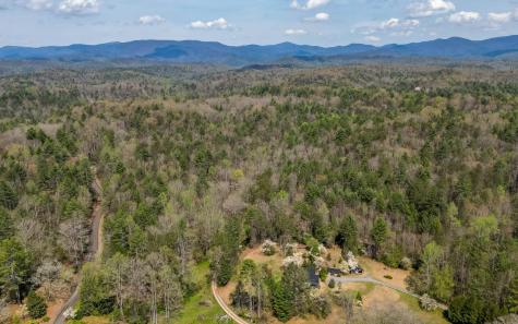 6086 Chatsworth Highway Ellijay GA 30540