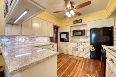 819 Valley River Avenue Murphy NC 28906