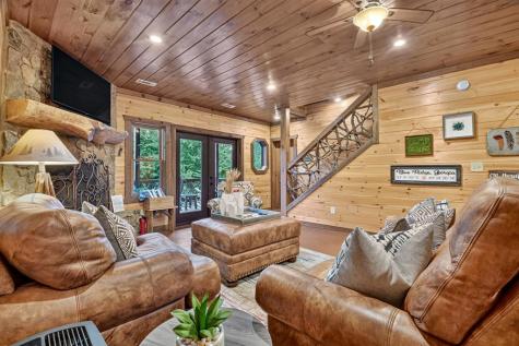 98 Shalom Lane Blue Ridge GA 30513