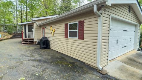 141 Rocky Circle Blairsville GA 30512