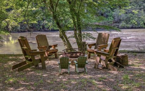 343 Muller Lane Ellijay GA 30540
