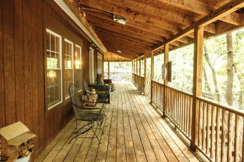 837 River Forest Run Cleveland GA 30528