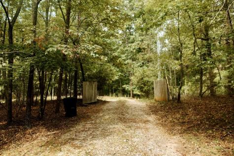 837 River Forest Run Cleveland GA 30528