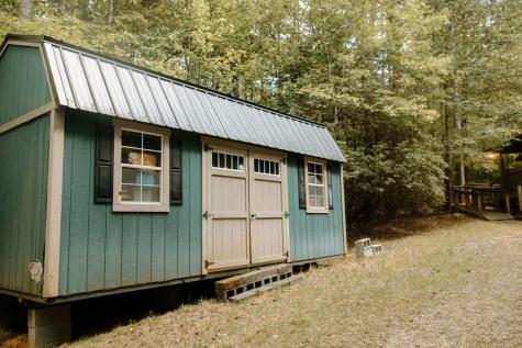 837 River Forest Run Cleveland GA 30528