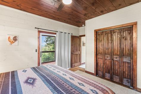 313 Lexington Drive Brasstown NC 28902