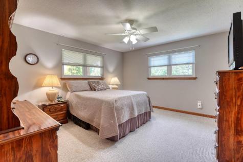 352 South Meadows Drive Hiawassee GA 30546