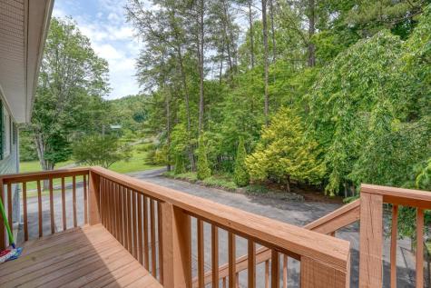 352 South Meadows Drive Hiawassee GA 30546