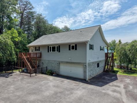 352 South Meadows Drive Hiawassee GA 30546