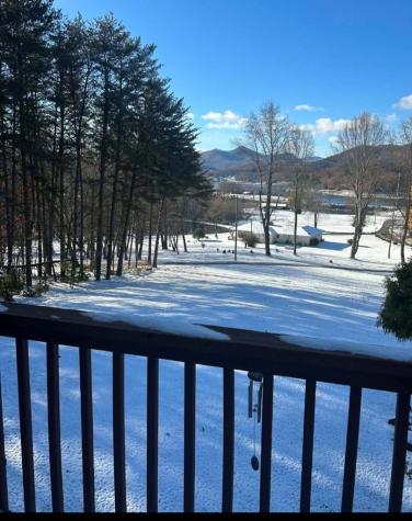352 South Meadows Drive Hiawassee GA 30546