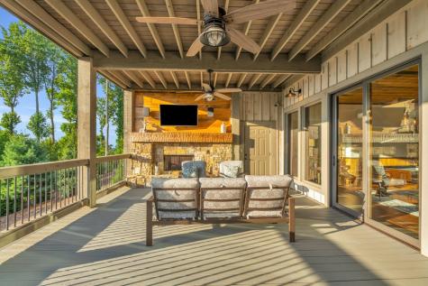 540 Overlook Drive Blue Ridge GA 30513