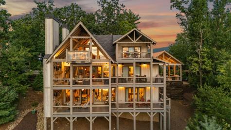540 Overlook Drive Blue Ridge GA 30513