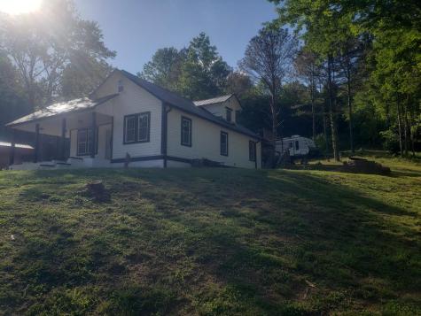 5842 Us Hwy 64 W Brasstown NC 28902