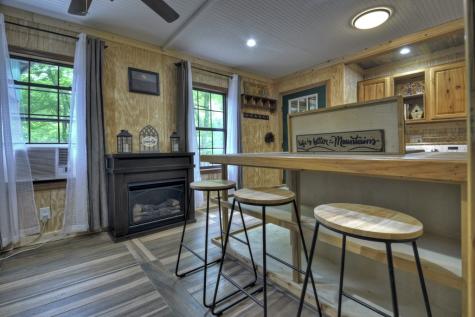 25 4th Street Ellijay GA 30540