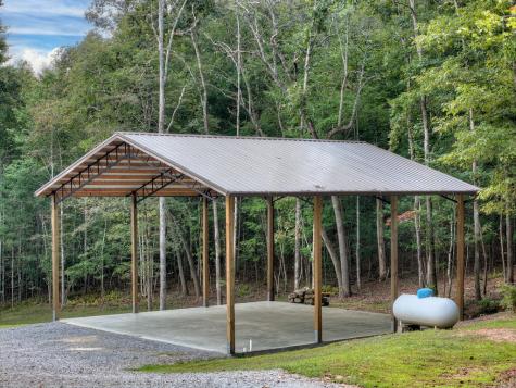 185 Pine Lane Mineral Bluff GA 30559