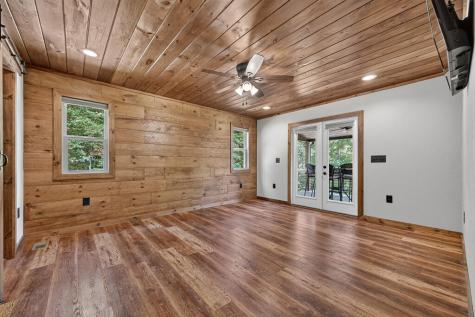 185 Pine Lane Mineral Bluff GA 30559