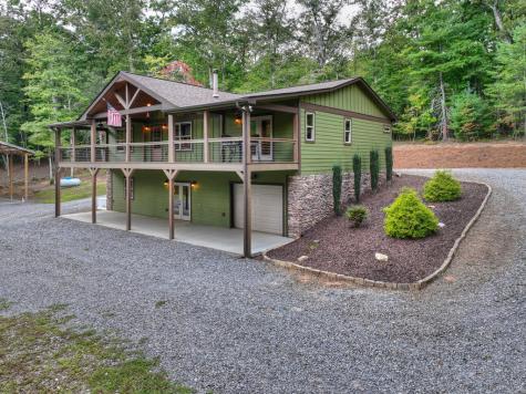 185 Pine Lane Mineral Bluff GA 30559