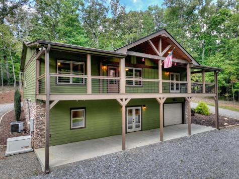185 Pine Lane Mineral Bluff GA 30559