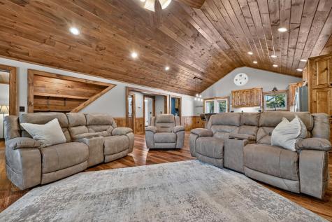 185 Pine Lane Mineral Bluff GA 30559