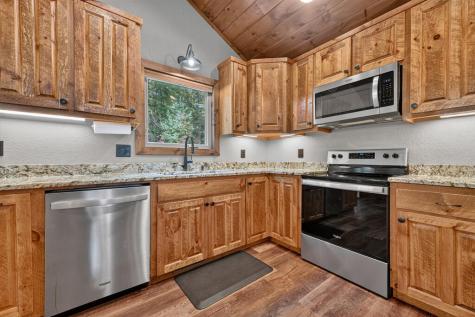 185 Pine Lane Mineral Bluff GA 30559