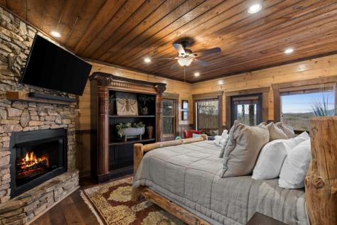 355 W Shalom Court Blue Ridge GA 30513