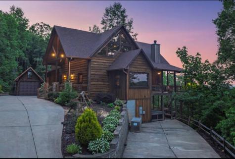 355 W Shalom Court Blue Ridge GA 30513