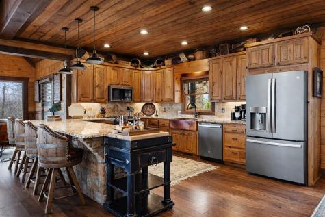 355 W Shalom Court Blue Ridge GA 30513