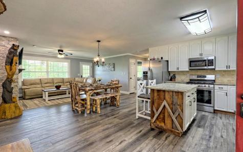 141 Fairview Avenue Blairsville GA 30512