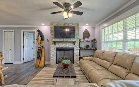 141 Fairview Avenue Blairsville GA 30512